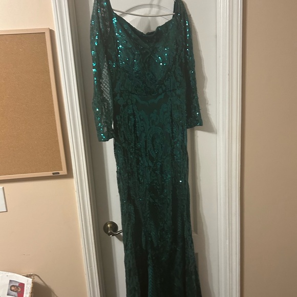 Green long mermaid style - Picture 7 of 8